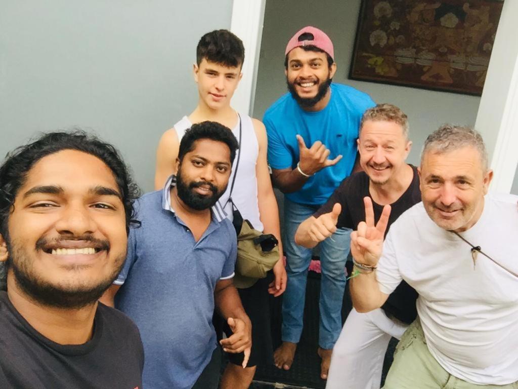 The Lake Round Guest House Kandy Kültér fotó